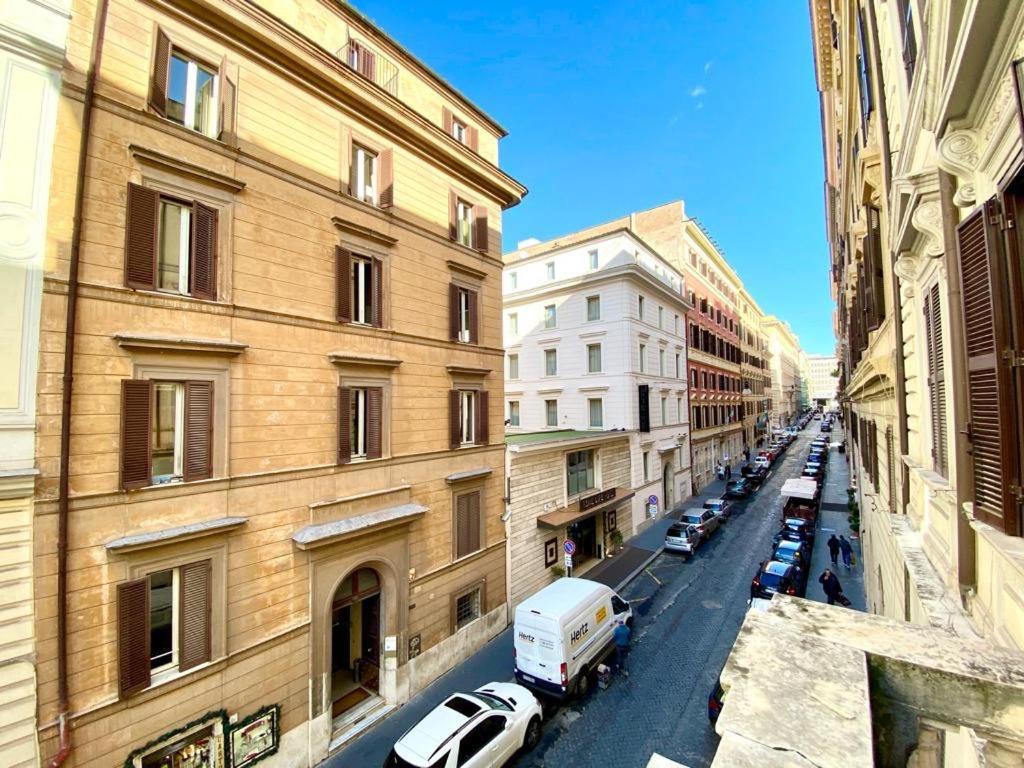 Traditional Style In The City Center Rom Exterior foto