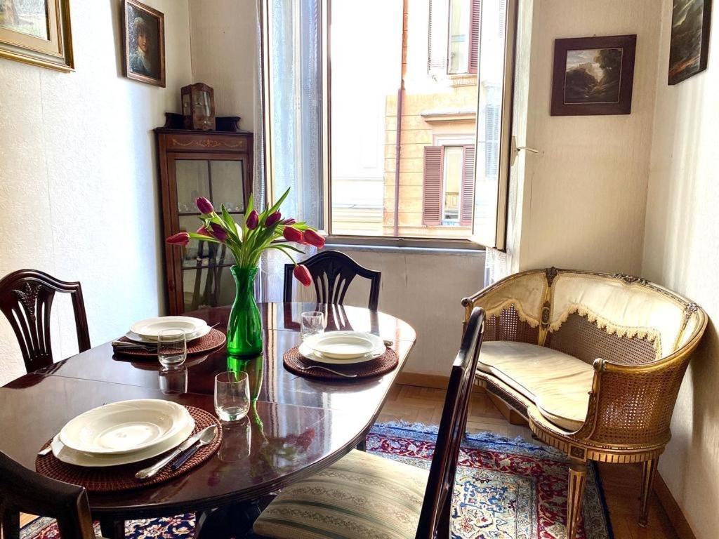 Traditional Style In The City Center Rom Exterior foto